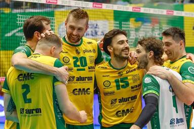 Aluron CMC Warta górą w hitowym starciu 20. kolejki PlusLigi. PGE Projekt pokonany 3:1 [WIDEO]