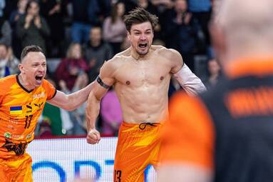 Barkom Każany Lwów utrzymał się w PlusLidze! PSG Stal Nysa kończy sezon na miejscu spadkowym [WIDEO]