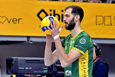 Aaron Russell zostaje w PlusLidze! Nowy kontrakt Amerykanina z Aluronem CMC Wartą