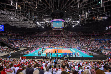 Biało-czerwoni wygrywają na otwarcie XXII Memoriału Wagnera w Krakowie. Przy komplecie publiczności pokonali 3:0 Serbów