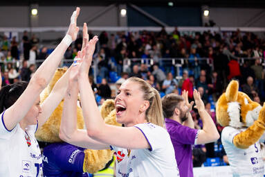 Laura Heyrman: Oba zespoły mocno chcą wygrać, dlatego jest tak wiele wzlotów i upadków